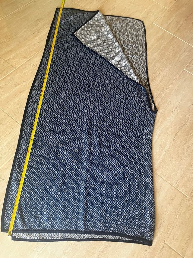 Poncho capa azul y blanco