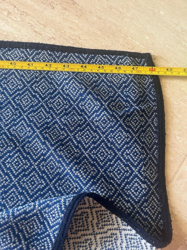 Poncho capa azul y blanco