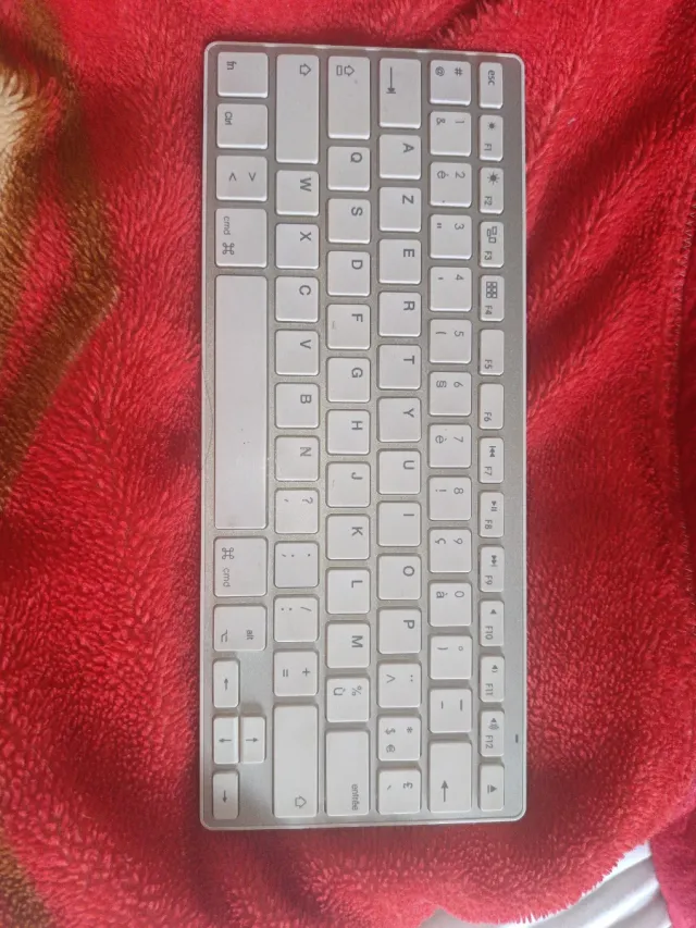 Teclado Bluetooth Plata