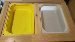 Mesa infantil Ikea madera y banco