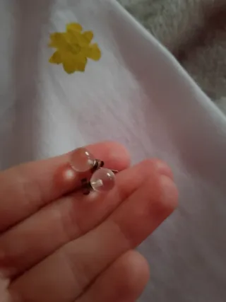 Pendientes de bola plateados