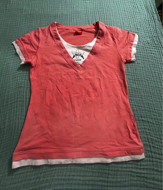 Camiseta Puma rosa y blanca