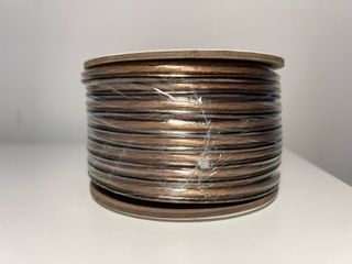 Cable para altavoz Amazon Basics calibre 16 15.2 m