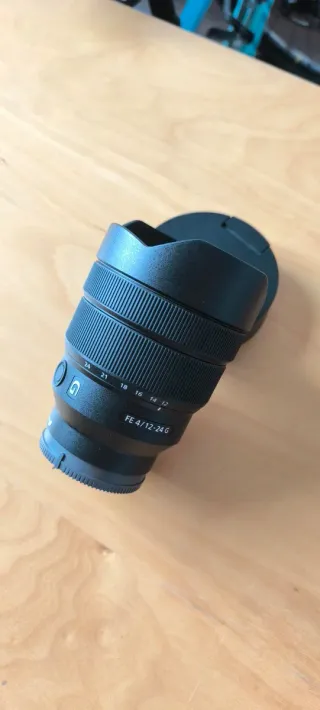 Objetivo Sony FE 12-24mm F4 G