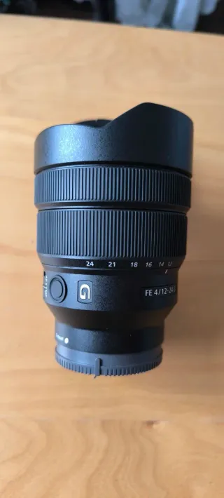 Objetivo Sony FE 12-24mm F4 G