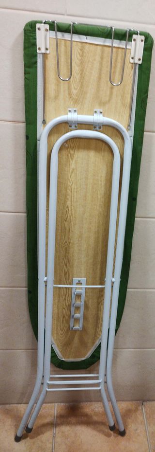 Tabla de Planchar Verde con Dibujos