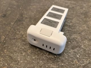 Dron DJI Phantom 3 Profesional + Extras