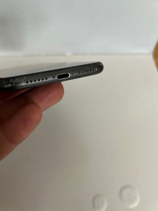 iPhone 11 64GB Buen Estado