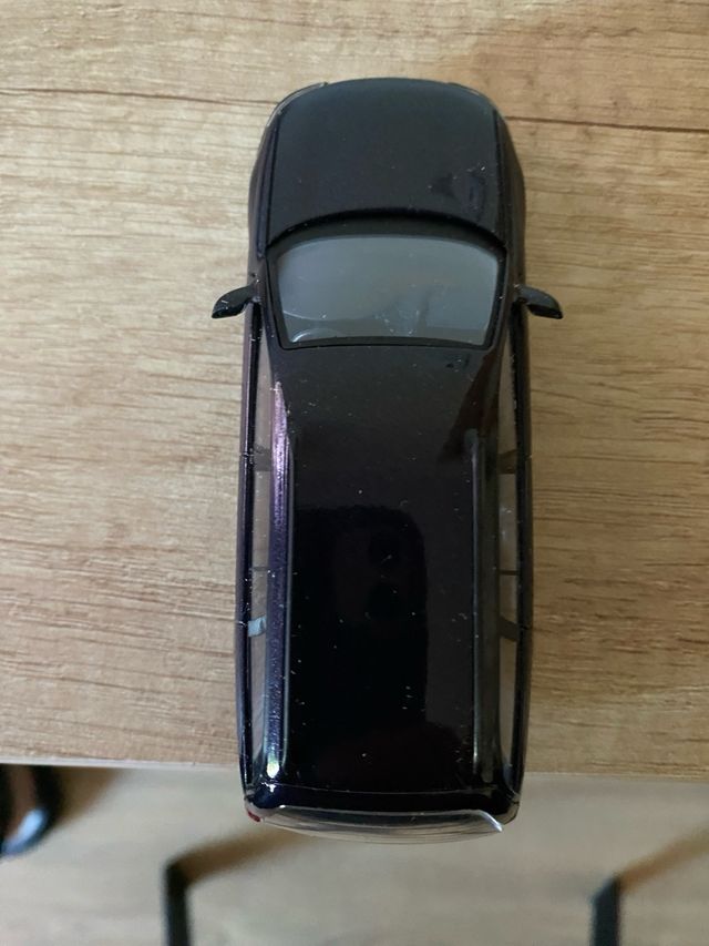 Opel Omega A Caravan miniatura 1:43