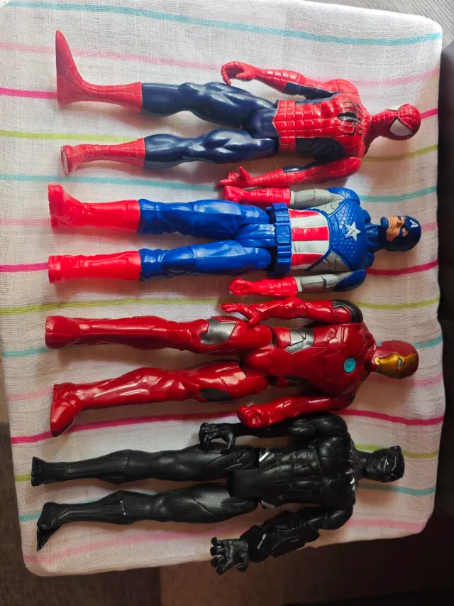 Figuras de Acción Superhéroes Marvel