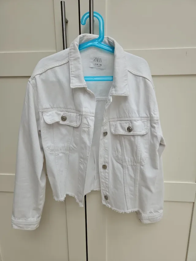 Cazadora vaquera Zara blanca T.11-12 años