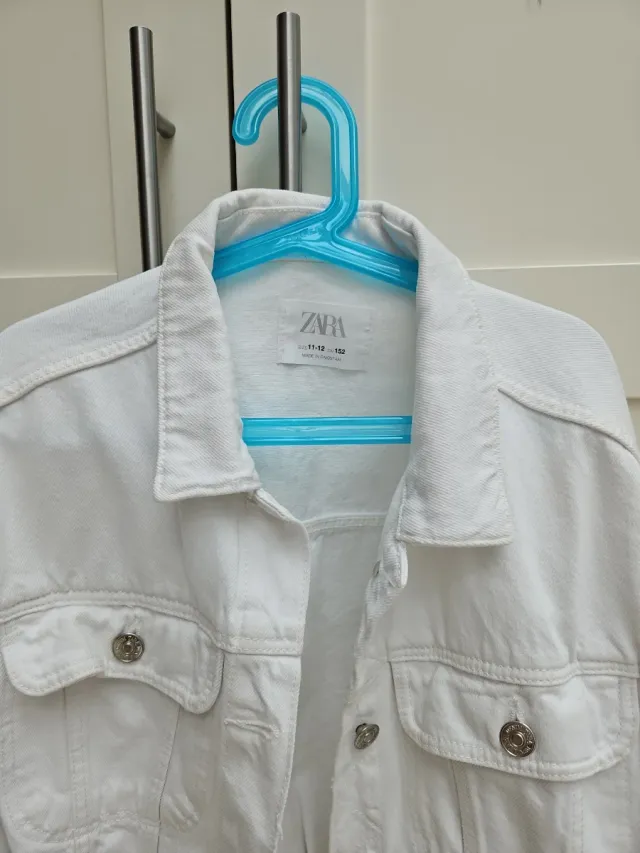 Cazadora vaquera Zara blanca T.11-12 años