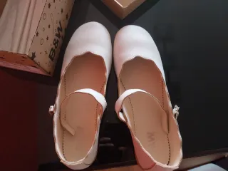 Zapatos comunión piel beige