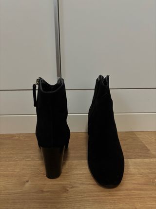 Pack (o sueltos) de Botines y Zapatos con tacón