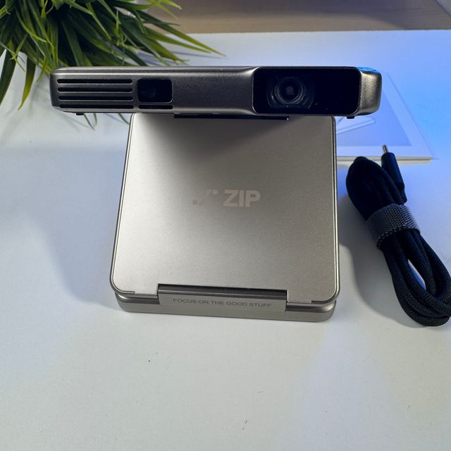 Proyector Aurzen ZIP Tri-Fold Portátil