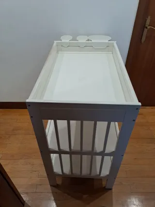 Cambiador de bebé blanco modelo Gulliver IKEA