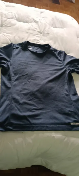 Camiseta hombre azul