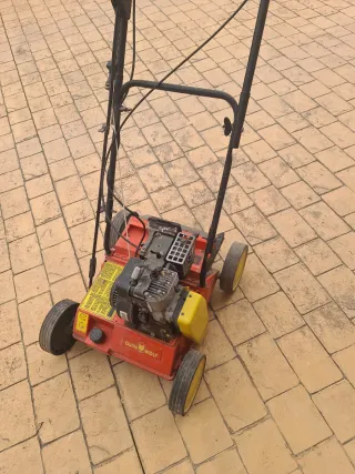 Escarificadora Outils Wolf Gasolina 2 Tiempos