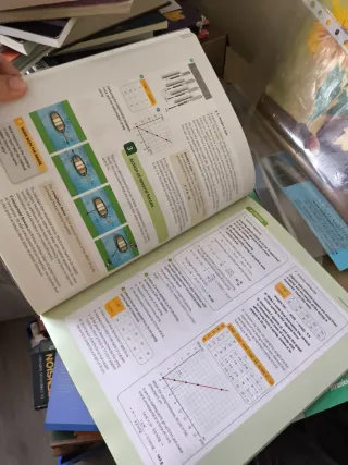 Libro física y química en ingles