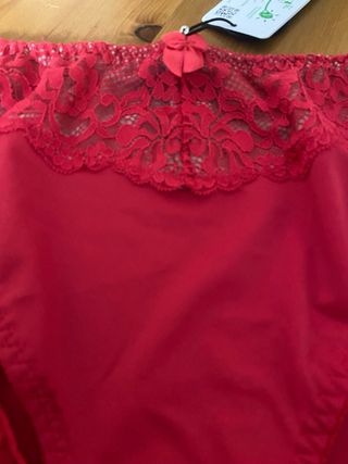 Slip rosso pizzo taglia 54/56 italiana