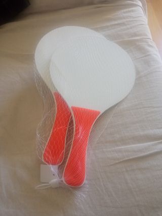 Palas de playa con pelota