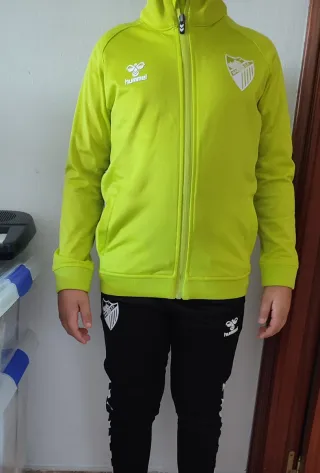 Chándal Málaga CF Hummel Verde y Negro Talla 8