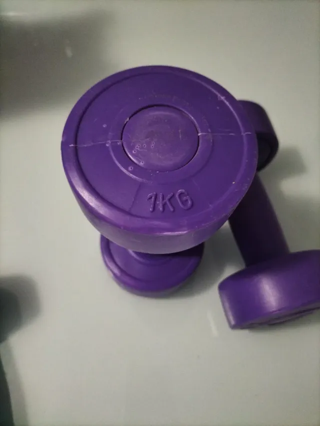 Mancuernas 1 kg Moradas