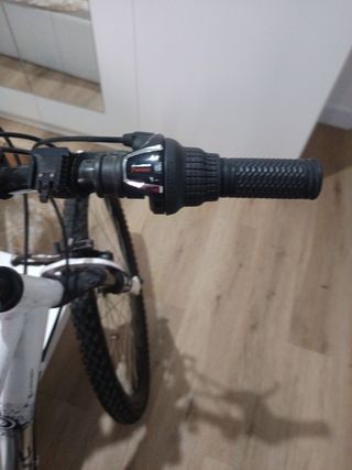 Bicicleta Montaña Aluminio Ligera