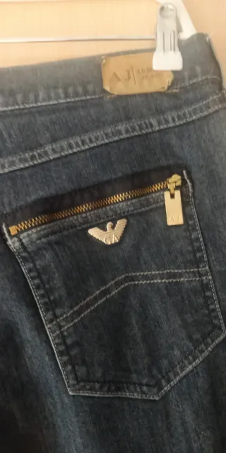 Vaqueros Armani