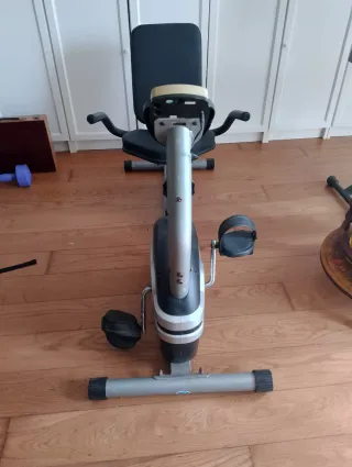 Bicicleta Estática Sentado