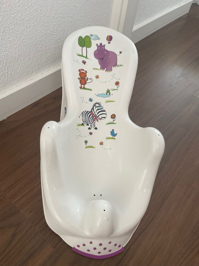 Silla de baño para bebé con dibujos