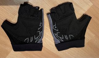 Guantes Ciclismo B'Twin Cortos Negros y Grises