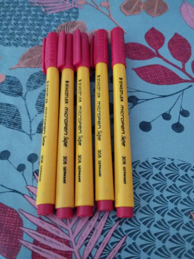 5 Bolígrafos Staedtler Micropen Super