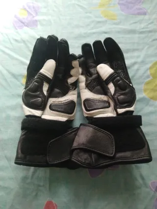 Guantes de moto