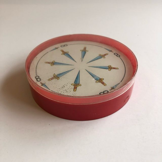 Baraja redonda de 50 cartas españolas. Póker