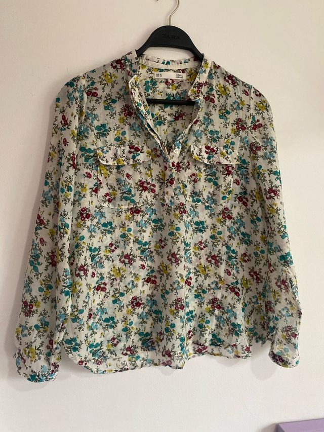 Camisa Zara flores multicolor Talla S