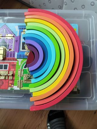 Juego Melissa & Doug cerraduras y arco iris