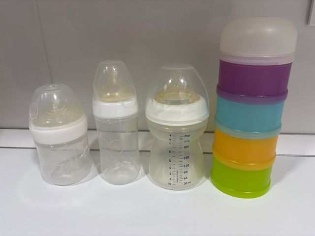 Set 3 Biberones y 4 Dosificadores Leche