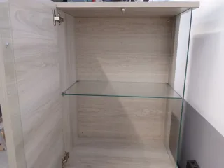 Vitrina madera y cristal