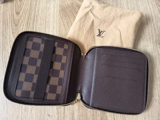 Cartera Louis Vuitton Marrón