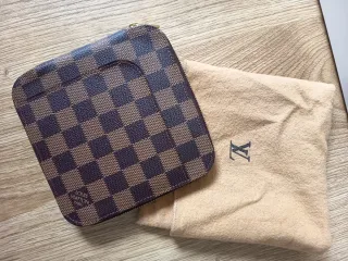 Cartera Louis Vuitton Marrón