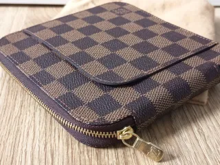Cartera Louis Vuitton Marrón