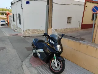 Maxi Scooter Gilera GP 800