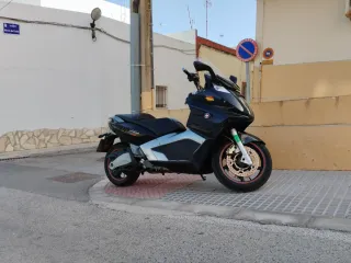 Maxi Scooter Gilera GP 800