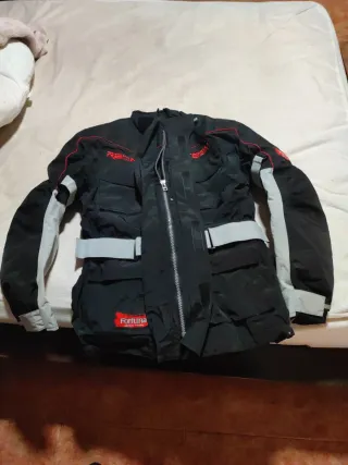 Chaqueta de motorista Fortuna Talla L. Sin uso