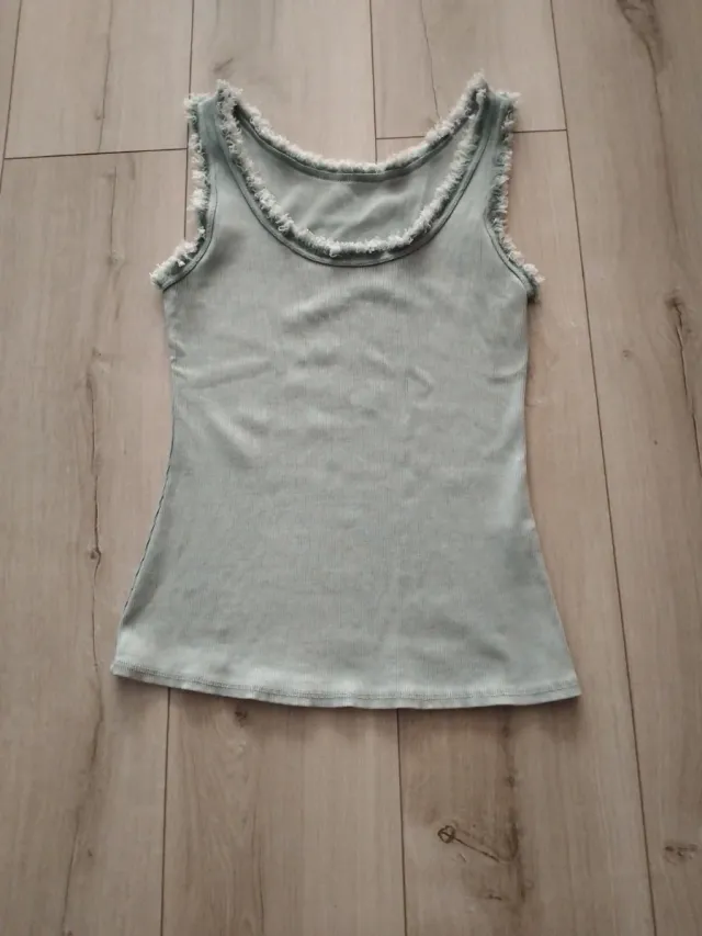 Camiseta tirantes verde verano