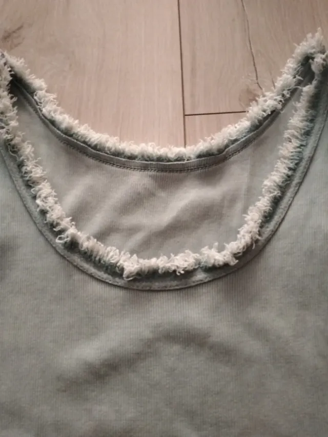 Camiseta tirantes verde verano