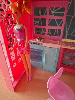 Casa Barbie con Muñeca