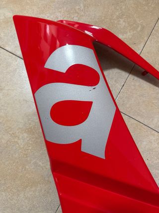 Carenado Lateral Izquierdo Aprilia RS660 Rojo