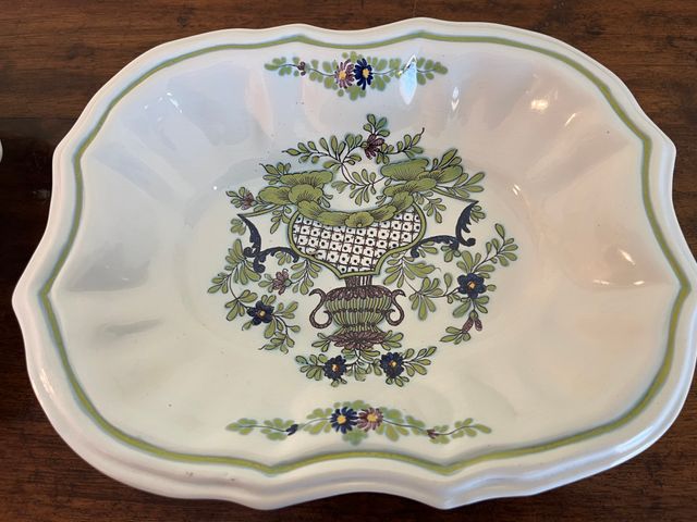 Coppia piatti ceramica decorati floreali